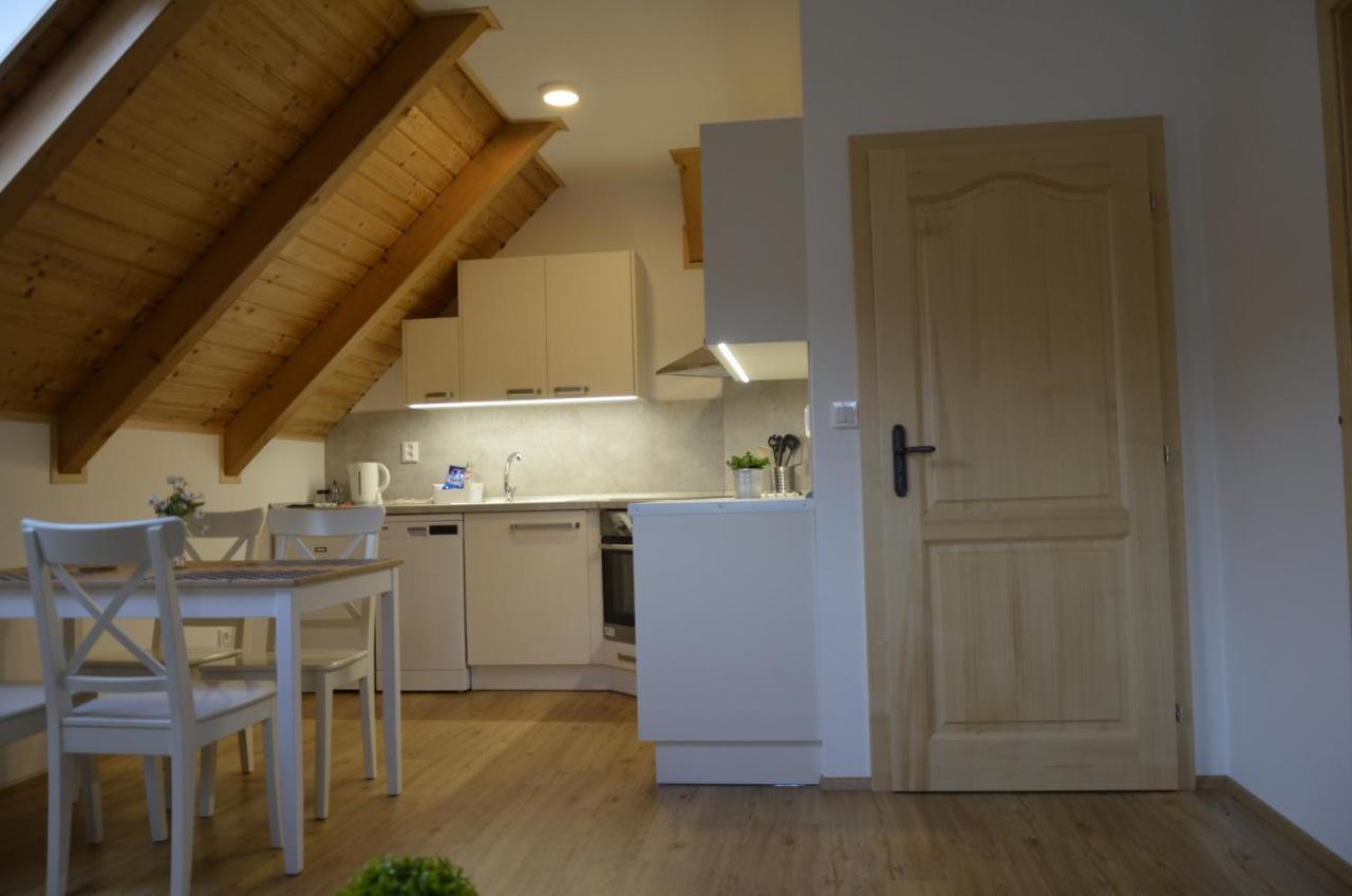 Apartmány u vlčích jam Petrowitz Exterior foto