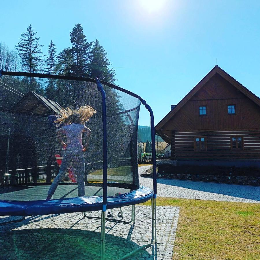 Apartmány u vlčích jam Petrowitz Exterior foto