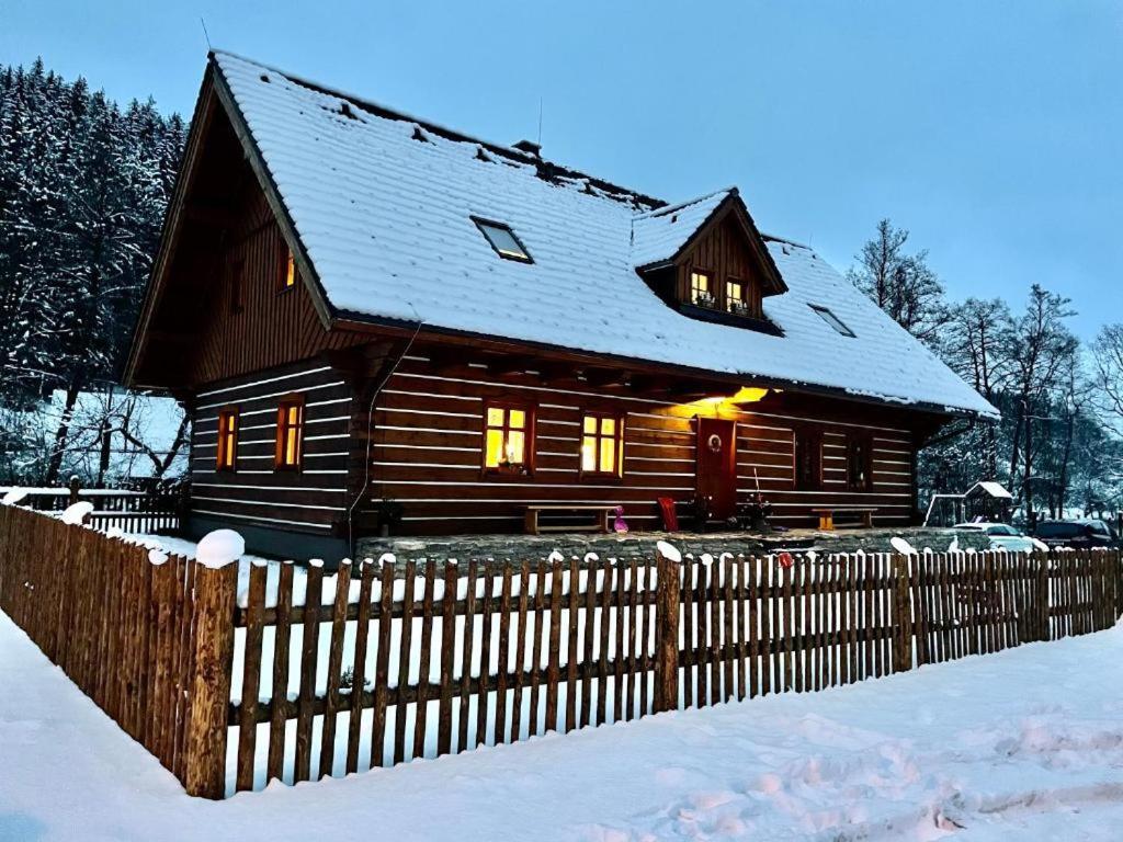 Apartmány u vlčích jam Petrowitz Exterior foto