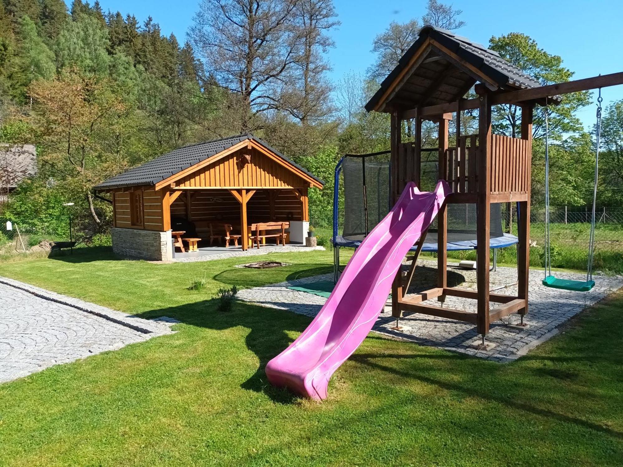 Apartmány u vlčích jam Petrowitz Exterior foto