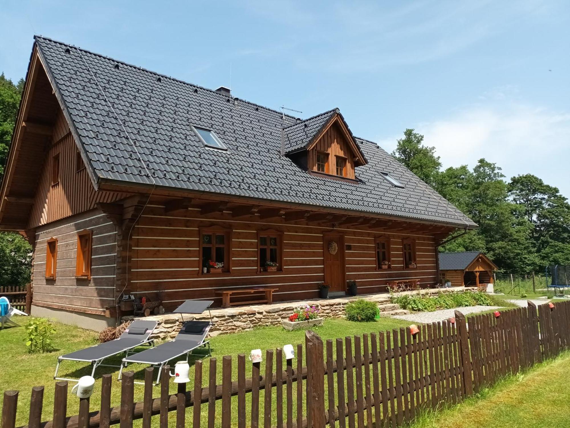 Apartmány u vlčích jam Petrowitz Exterior foto